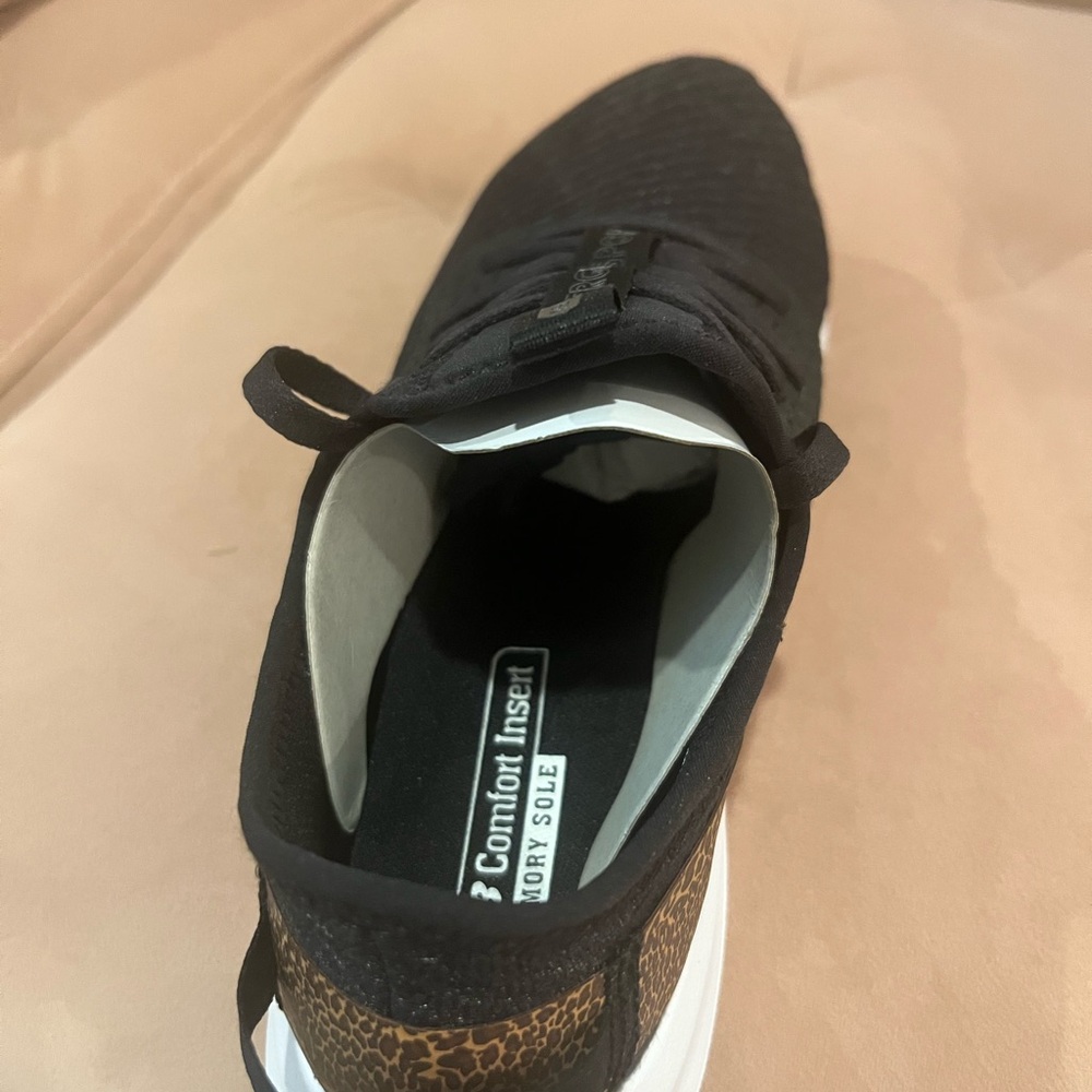 DynaSoft Nergize Sport V2 Sneakers - Picture 4 of 7